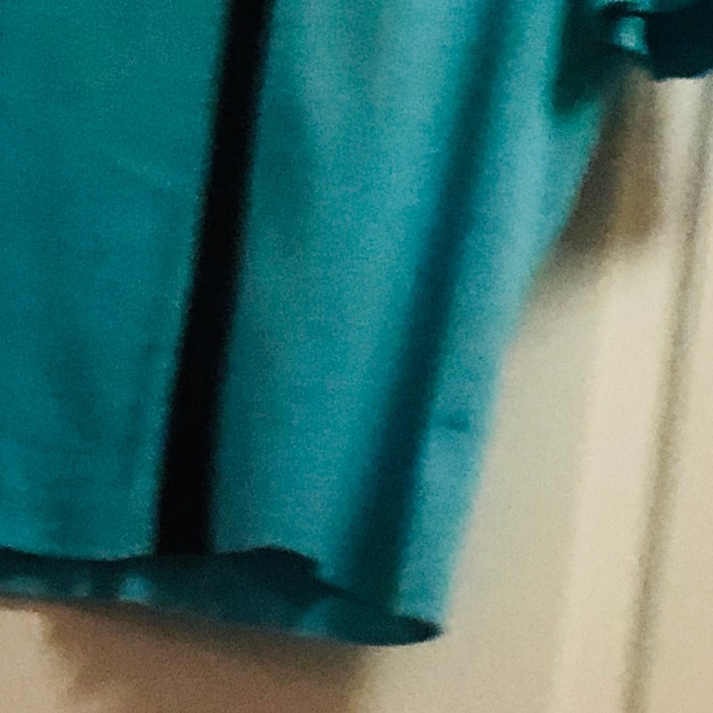 Top - Picture 2 of 3
